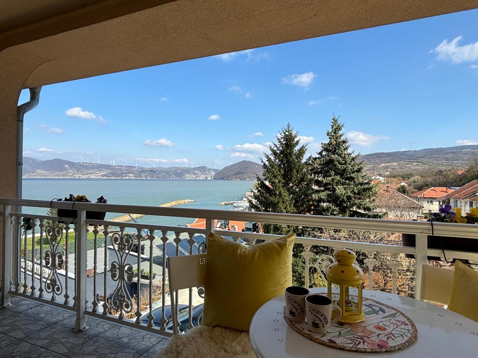 Apartmani "Marija" Golubac Exterior foto